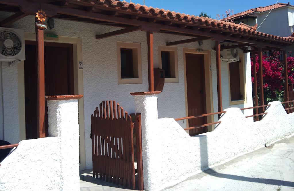 فندق سكوبيلوس تاونفي  Kyriaki المظهر الخارجي الصورة